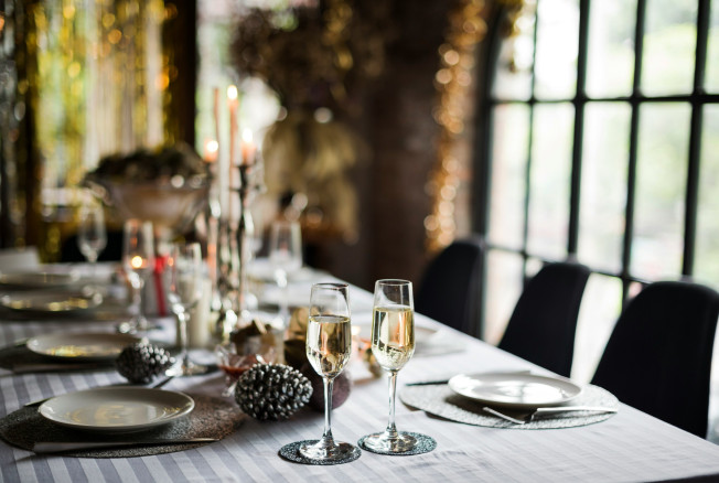 6 Christmas Party Ideas for Medium-Sized Businesses