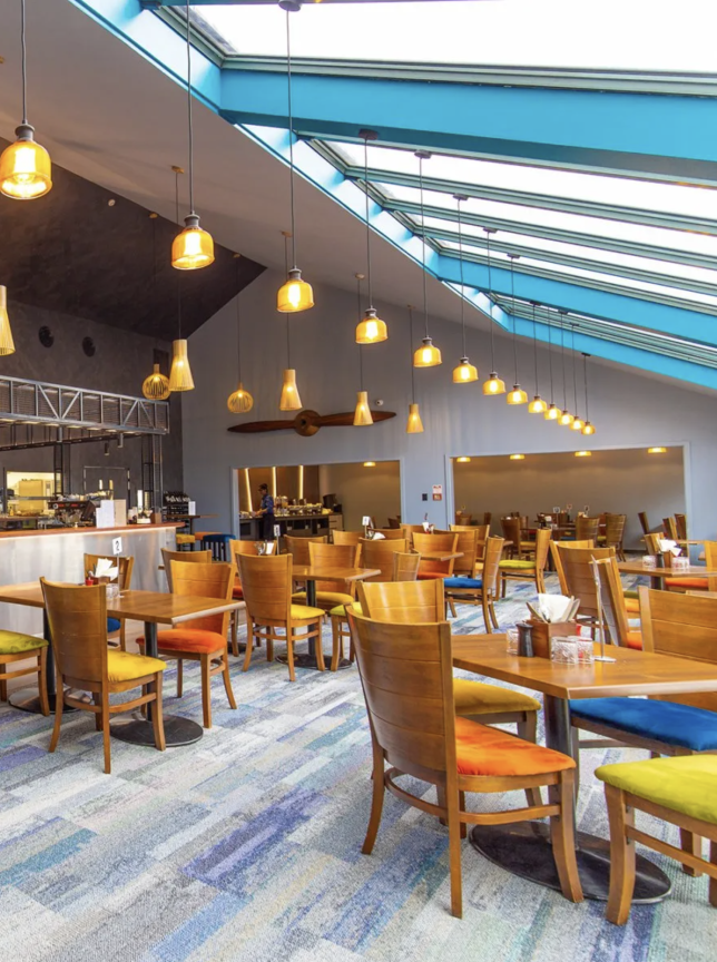 JetPark Hamilton Hotel's modern industrial-chic bar and restaurant in Hamilton features an aviation theme.