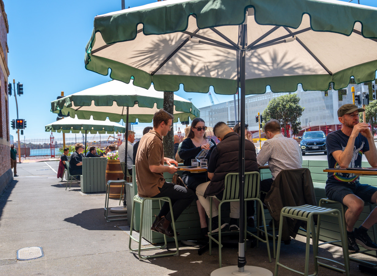 Outdoor dining at Slattery & Sons, a Victorian-style Irish pub located in Auckland's Britomart precinct.